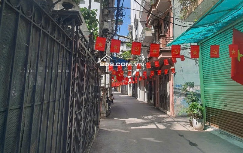 Chính chủ cần bán nhà Quận Tây Hồ, 86m2, Ô tô, Gần Hồ, Ở sướng, nhỉnh 13 tỷ